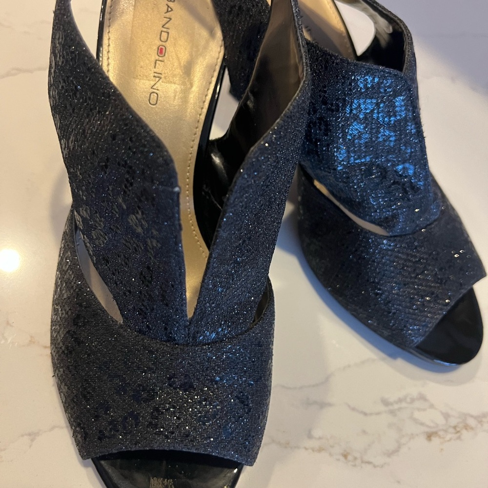 Bandolino Mirabella 7M ladies 3” sling back heels, glittery accents